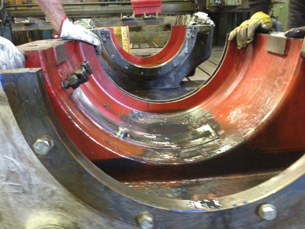 equipment-refurbishment/repairing-of-a-rotary-kiln-bearing/repairing-of-bearing-cracks
